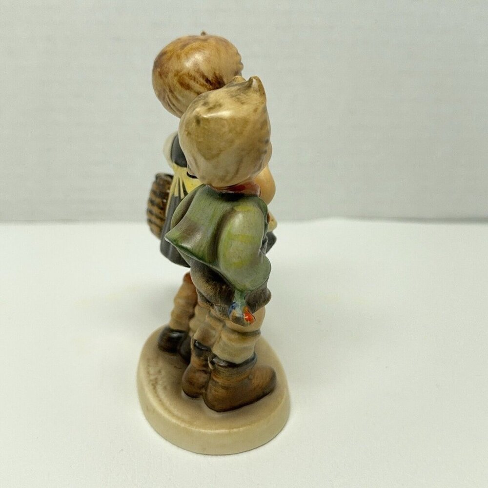 MJ Hummel Figurine To Market Boy Girl Basket Flowers Western Germany 1960 - 1972 - Picture 3 of 15